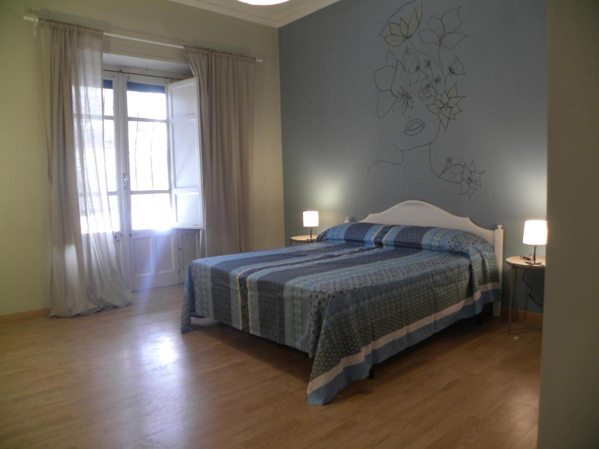 Casa Gorizia 63 Appartement Catánia Buitenkant foto